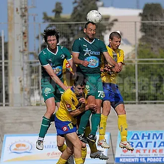 Επαφές, παραίτηση και ...ανατροπή δεδομένων