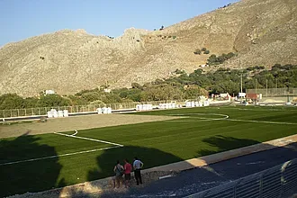 Ένα 