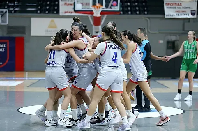 Η Ευρωπαία... Ανθή Χατζηγιακουμή!