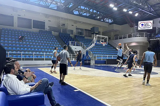 ''Παρών'' ο δήμαρχος στην προπόνηση του Κολοσσού!