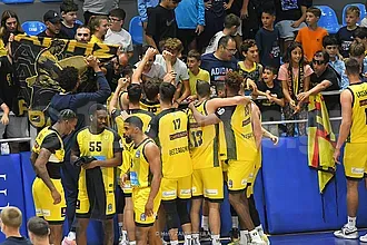 Ανατροπή... τριετίας στη G.B.L. και 1000(Άρης)!