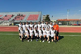 Θρίαμβος... κορυφής για την L.F.C. Ιαλυσού!