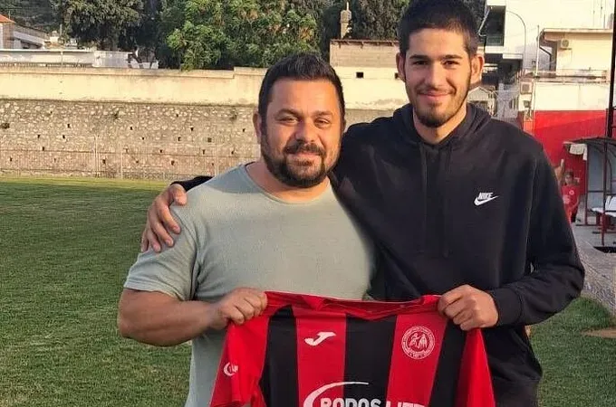 Κράτησε Θανάρη ο Κλεάνθης Παραδεισίου!