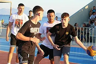 Φουλ δράση, ''πέφτει'' η αυλαία στην Καρδάμαινα!
