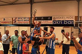 Οι Μενετές στην κορυφή της Καρπάθου!