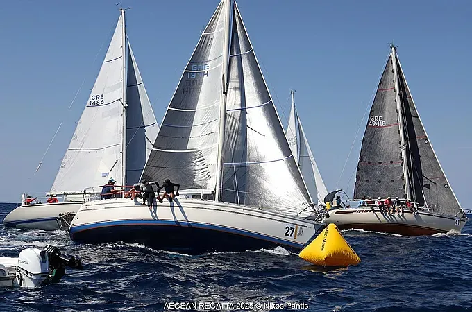 Φουλ ρυθμοί για την Aegean Regatta!