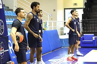 Η πρώτη του Κολοσσού (pics)