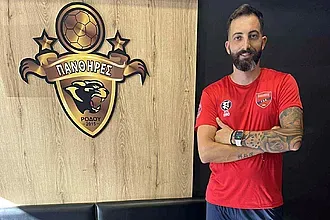 Team manager των Πανθήρων ο Καρπαθάκης!