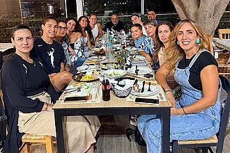 Δείπνο στην Καλλιθέα!