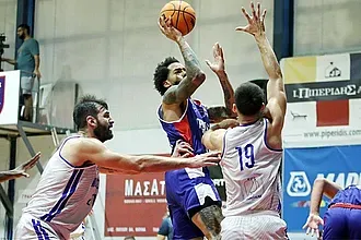 Στο δρόμο για το F-4 του UNICEF Trophy!