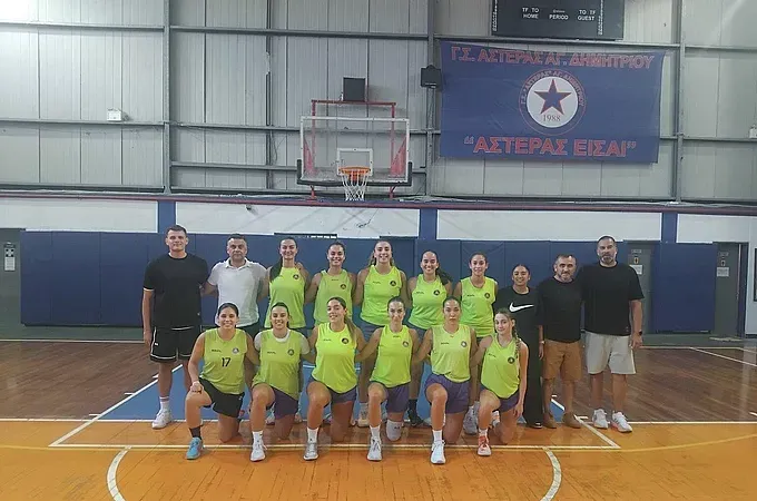 Η Νίννη στη Δάφνη Αγίου Δημητρίου!
