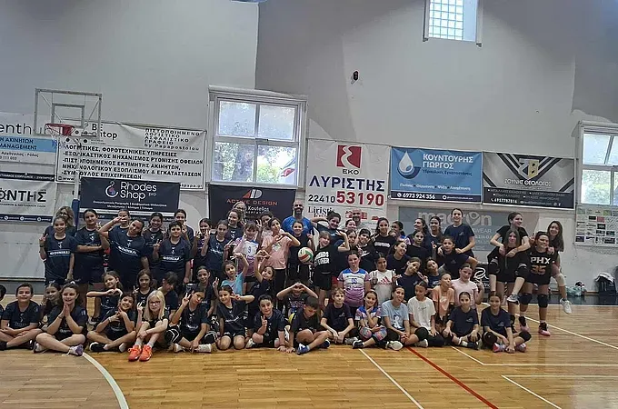 Παιδικά χαμόγελα για Φοίνικα και Ροδίων Άθλησις!