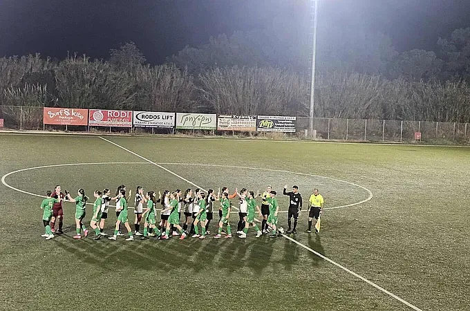 Ιδανικό ξεκίνημα για την U17 της L.F.C. Ιαλυσού!
