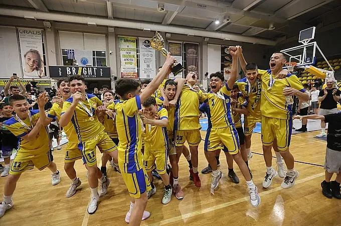 Φιλικα τεστ με το Περιστέρι!