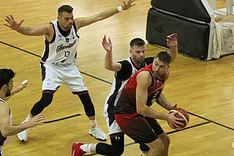 Τον ''λύγισαν'' τα προβλήματα και ο Κάδμος!