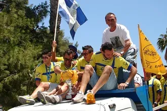 ''Φίλιππα ζεις, εσύ μας οδηγείς''