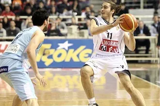 Βλέπει Καλαϊτζίδη και Δήμα