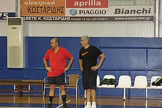 Ο Γιαννάκης στην ''τέντα''