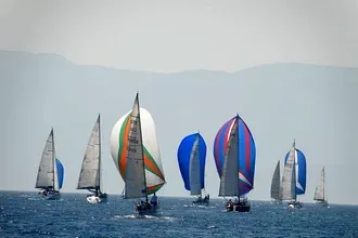 Η σχολή ιστιοπλοΐας του Α.Σ.Ι.Α.Θ.Ρ.