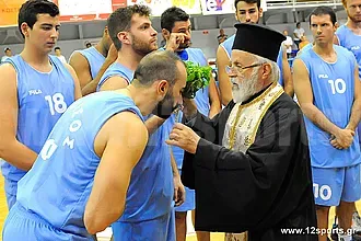 Αγιασμός με ανοιχτές πόρτες