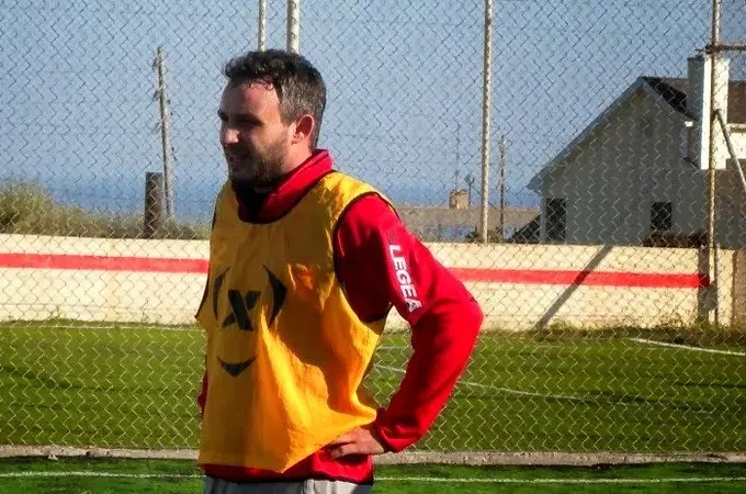 ''Τον κόσμο στο γήπεδο''