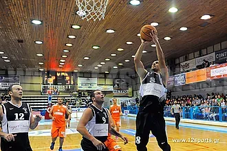 ''Ψαλίδι'' στις... συμμετοχές!