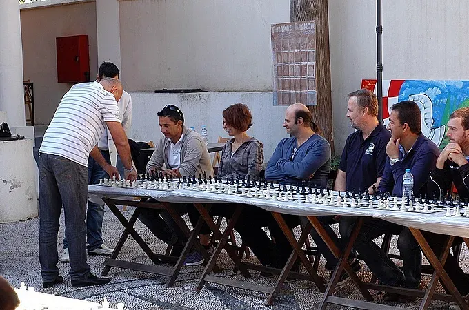 ''Σιμουλτανέ'' ο Ιππότης