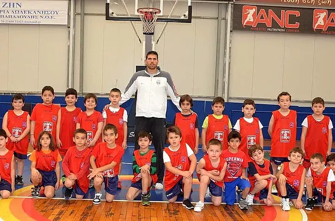Χαμόγελα και... τιμές!