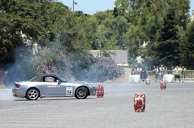 Δεξιοτεχνία και...drift!