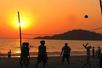 Δύει ο ήλιος, ανατέλλει το βόλεϊ