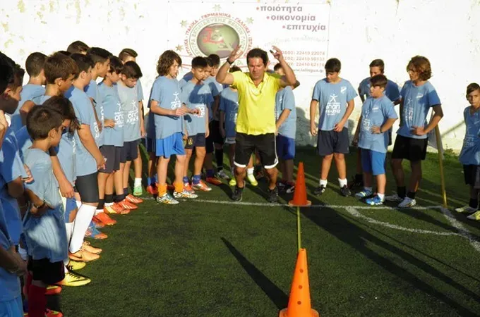 Ο Διγενής ευχαριστεί Μαντικό