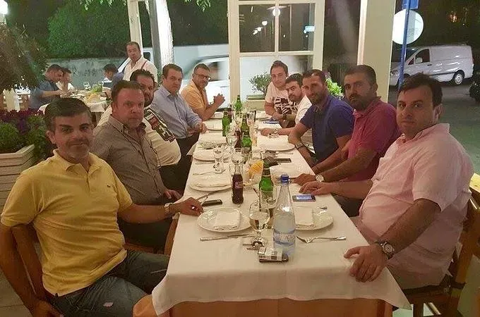 Οι πρώτες επαφές του Μίχου