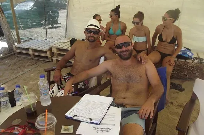 Χόρτασαν beach volley!