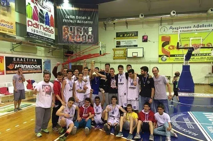 Με Έξω Παναγίτσα ο Ιπποκράτης