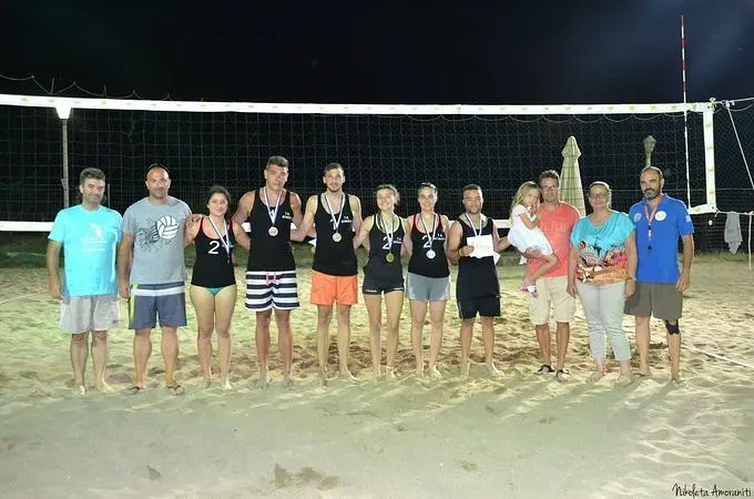 To 1ο τουρνουά beach volley (pics)