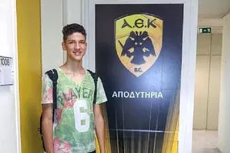 Ο Φλεβαράς στην Α.Ε.Κ.!