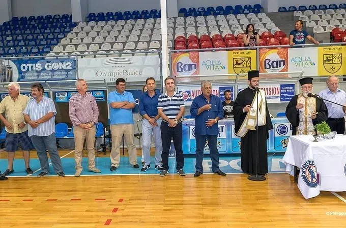 ''Υποχρεωμένοι να βοηθήσουμε''