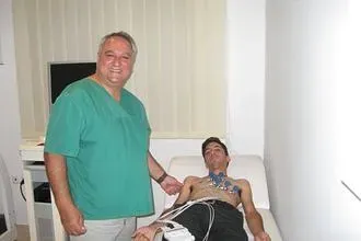 Ο Άγιος Ισίδωρος ευχαριστεί