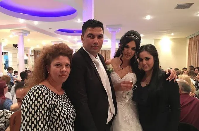 Γάμοι στον...Άγιο Ισίδωρο!
