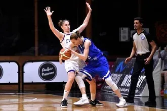 Ήττα με κορυφαία τη Σπανού