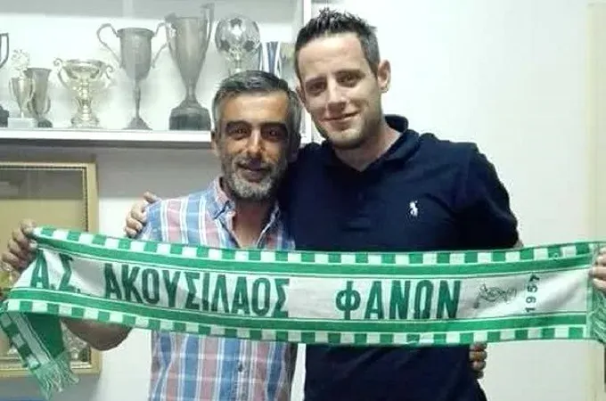 Πέντε ανανεώσεις στον Ακουσίλαο!