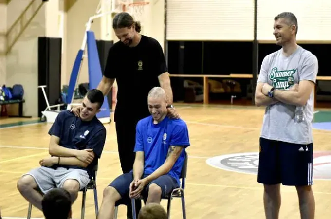 Ο Παπαδάκης στο camp του ΠΑΟ!