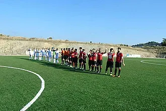 Πήρε και Τσιώνη η Αναγέννηση!