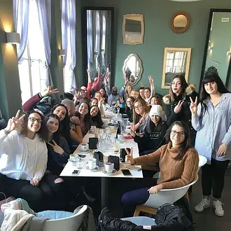Ευχές για τις γιορτές στον Ιπποκράτη