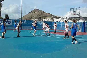 ΝΕΑΝΙΔΕΣ: ΕΑΚΑ- Ιπποκράτης 49-43