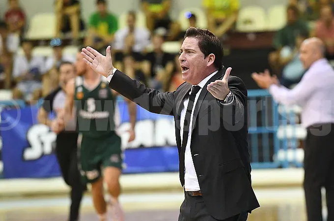 Κορυφαίος κόουτς ο Πασκουάλ