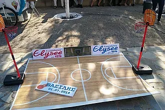 Βαφτίστηκε ο... Βασίλης!