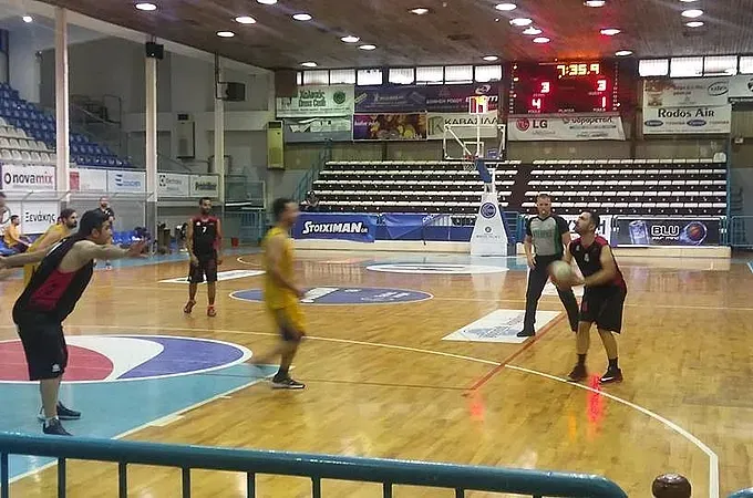 Στη δεύτερη παράταση τα... Modela!