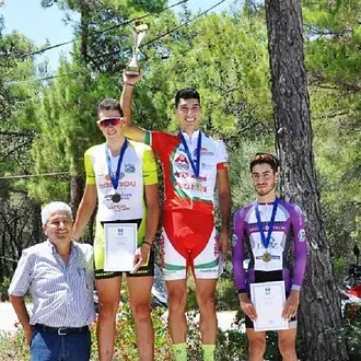 Πλούσιο ποδηλατικό διήμερο