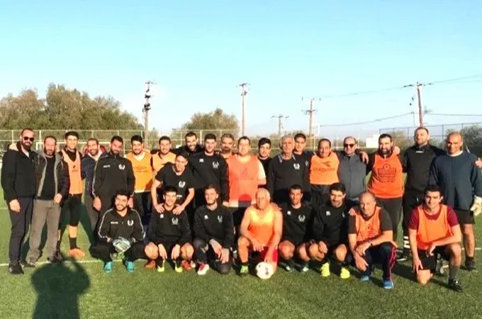 Ευχές και φιλικό στην Καρδάμαινα